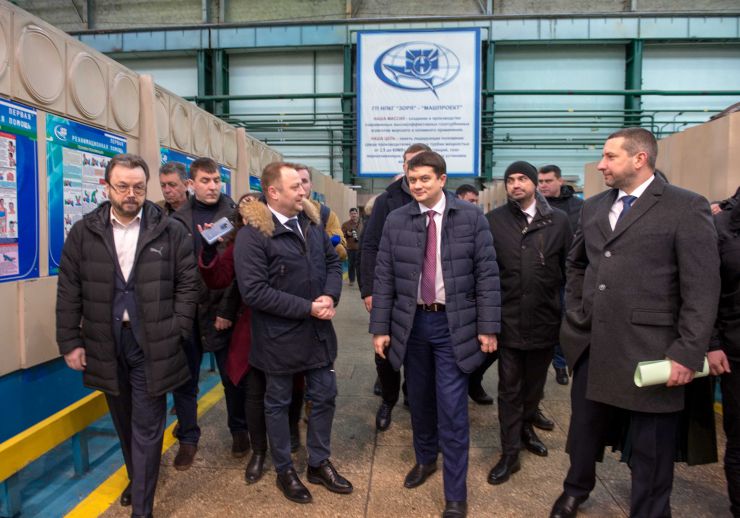 Робоча поїздка Голови Верховної Ради України Дмитра Разумкова до Херсонської, Миколаївської та Одеської областей.

Миколаїв. Ознайомлення з роботою державного підприємства 